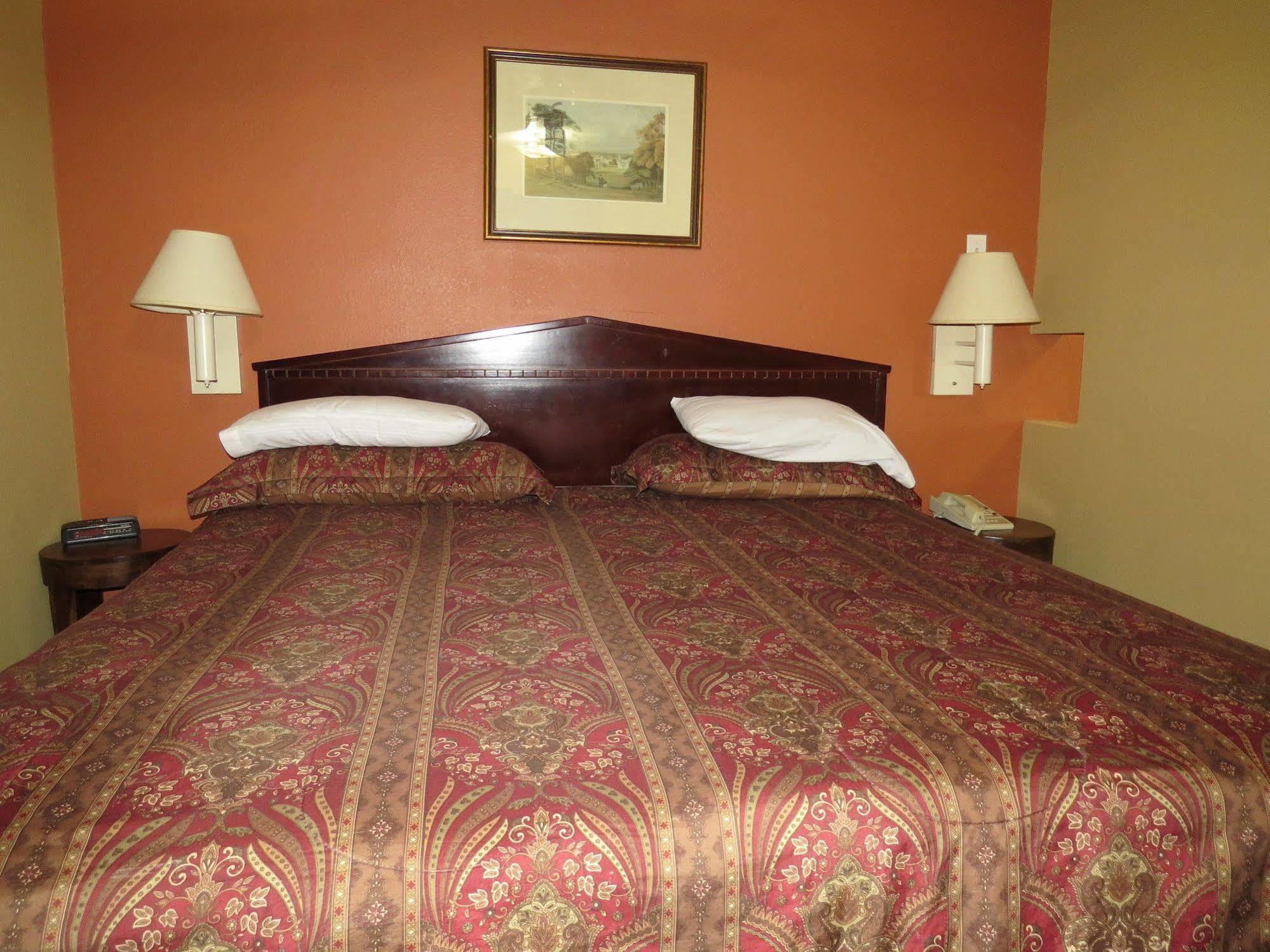 First Western Inn Caseyville Esterno foto