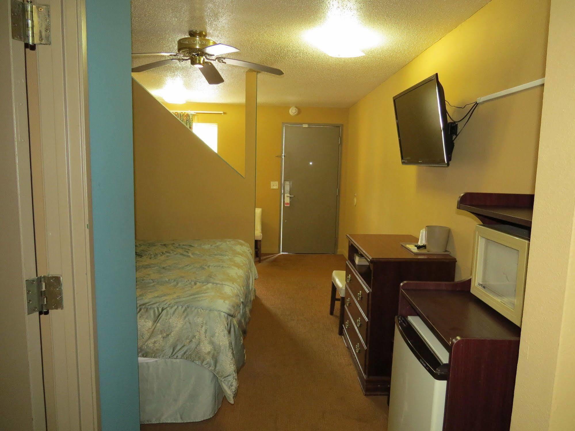 First Western Inn Caseyville Esterno foto